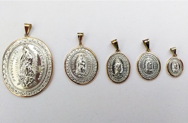 Medalla biselada Virgen de Guadalupe sencilla