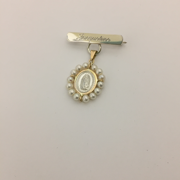 Medalla biselada Virgen de Guadalupe #0 oval con barra de plata u oro y perlas