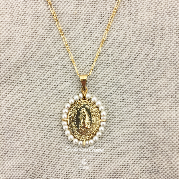 Medalla Virgen de Guadalupe Chica ovalada oro 14k con cadena